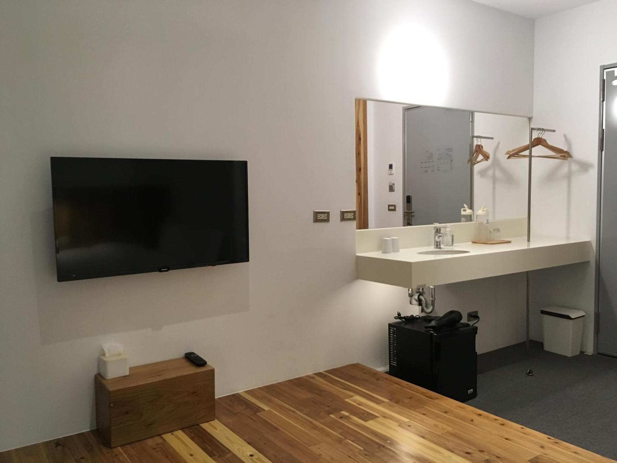Star Hostel Taichung Parklane Esterno foto